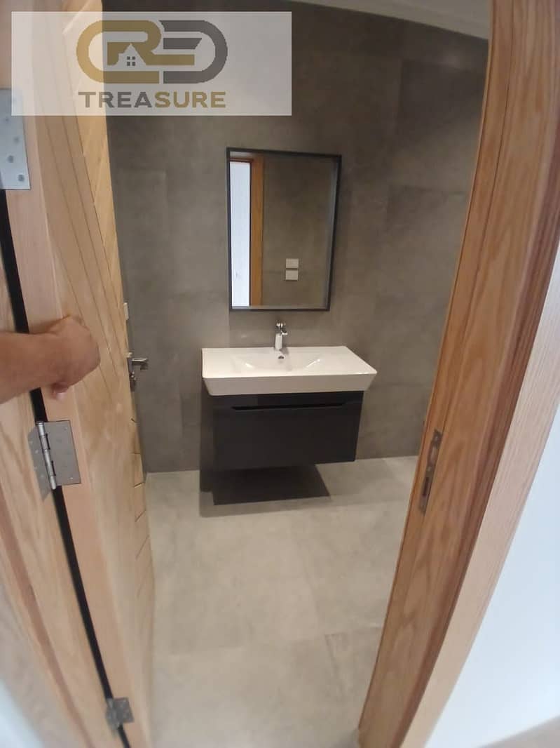 9 WhatsApp Image 2025-12-01 at 5.16. 01 PM. jpeg