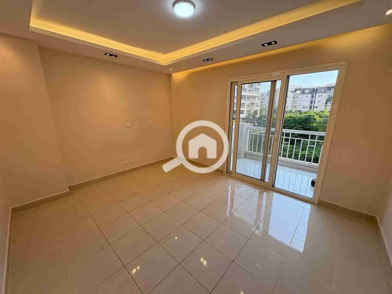 7 FB_IMG_1764512369256. jpg