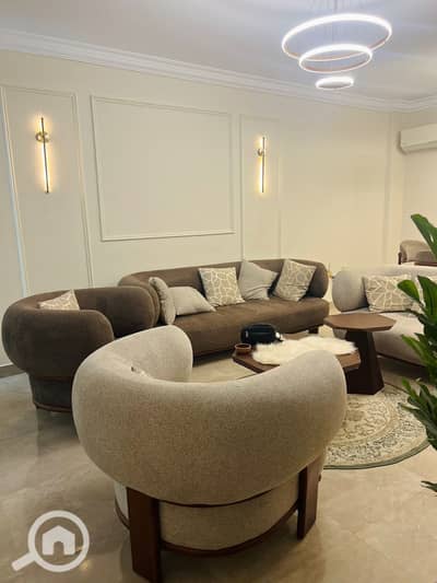 شقة 3 غرف نوم للايجار في الشيخ زايد، الجيزة - 4f400343-384b-4b15-9556-762340661813. jpeg