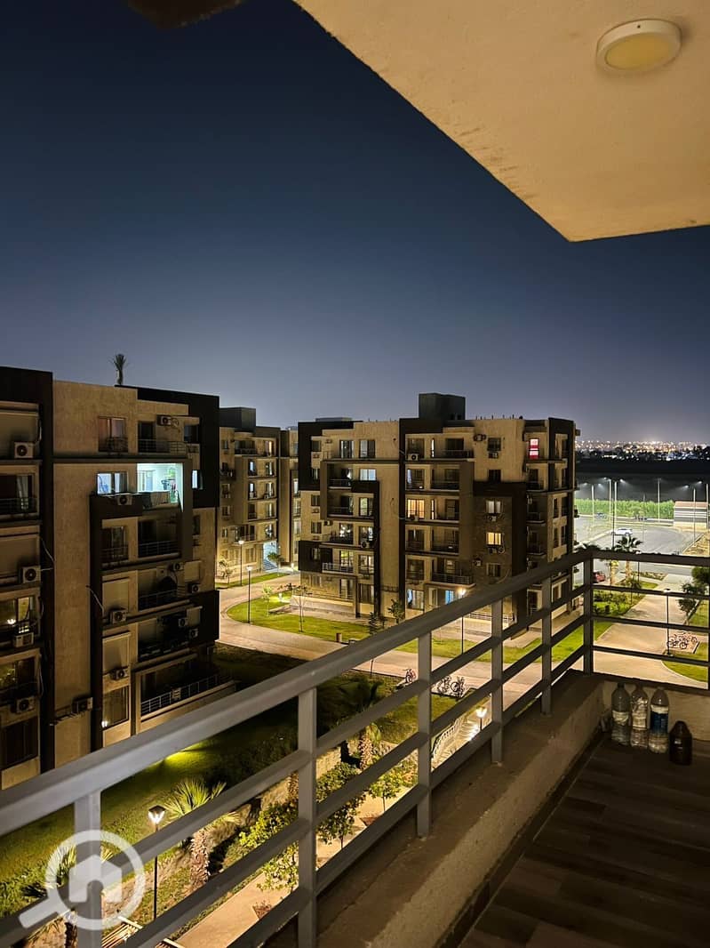 11 e187e9a0-cb30-44b0-af59-ff74c5b30a2e. jpeg