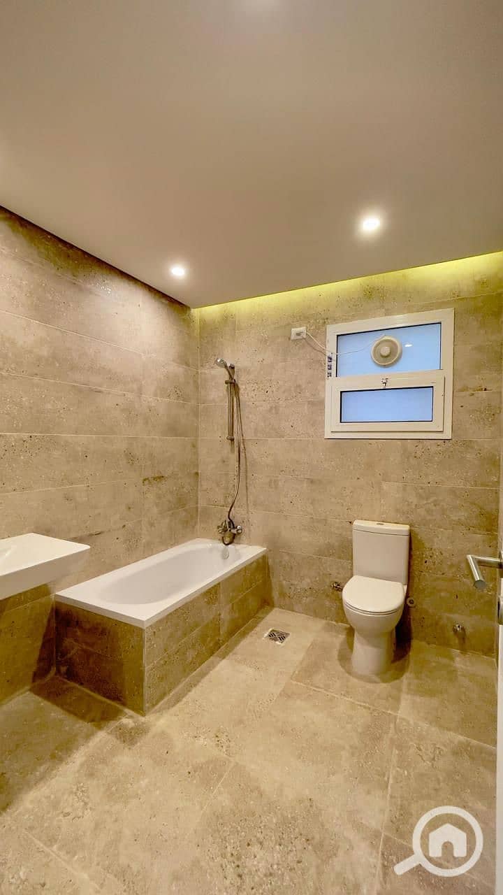 3 012c6bdc-d758-48f7-9083-090c89c9c18c. jpg