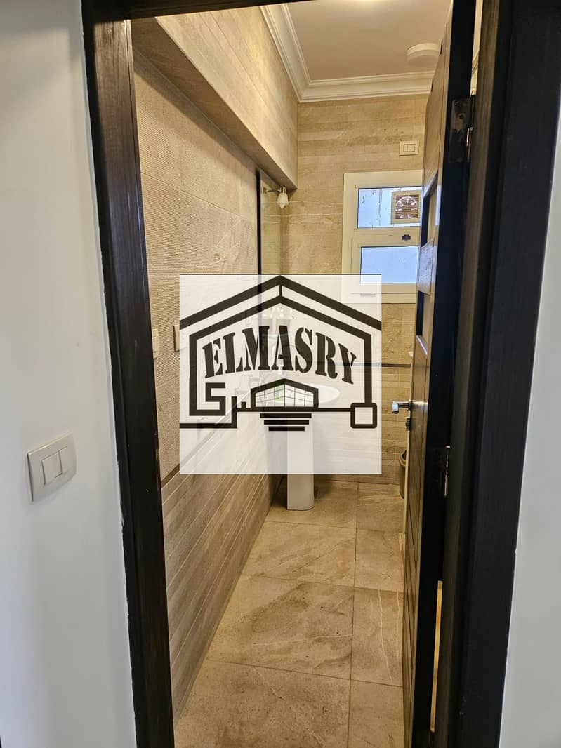 9 94a44fca-aa61-4b80-8404-cb8755bc513c. jpg