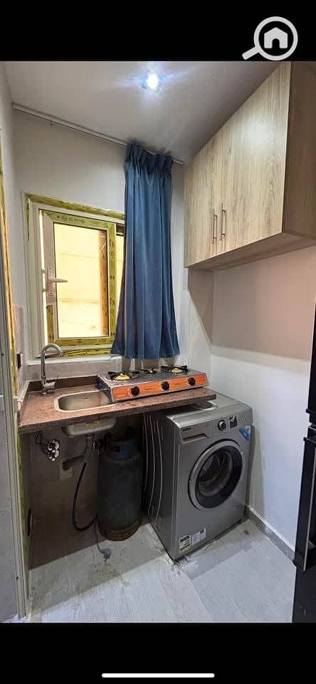 6 57ef2284-df56-427b-85f2-b751984882cb. jpg