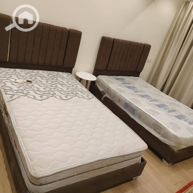 12 a0259d6c-8fca-4eda-a50a-33162772f8bc. jpeg