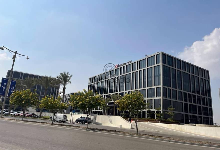 2 4c8a34f9-fb34-487a-8a0e-ed175d1168d4. jpg