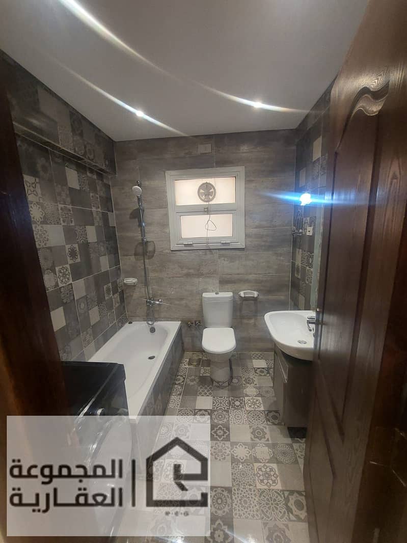 10 77a244d2-1a08-47f8-834a-abf6def8e20b. jpg