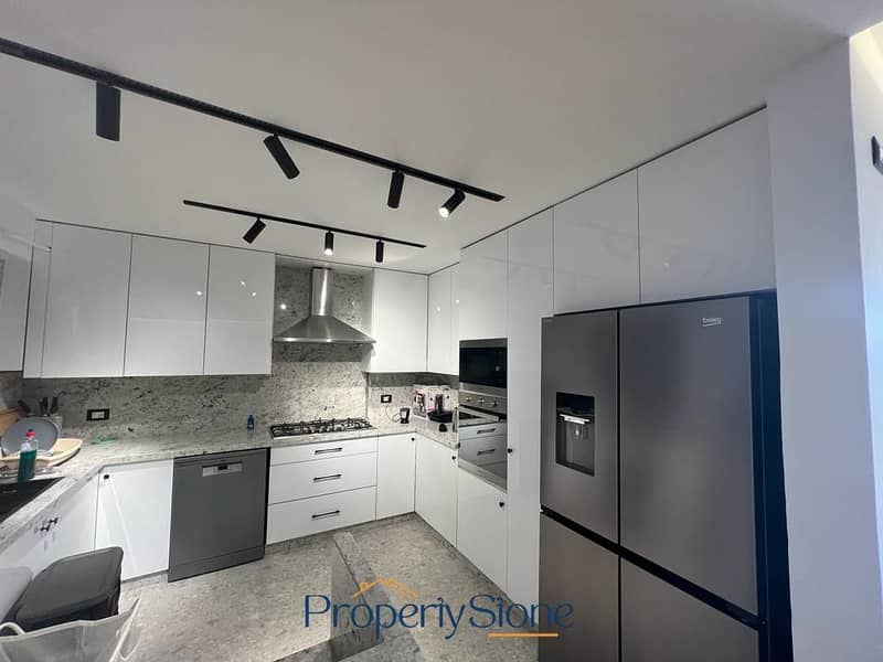 24 WhatsApp Image 2025-11-25 at 4.10. 21 PM (1). jpeg