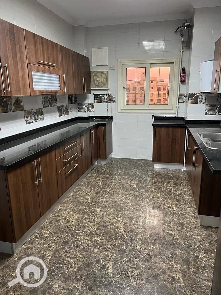 3 00d52cee-a62f-4315-be9d-10e1e8ac644f. jpg