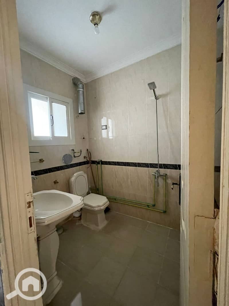 5 2170c6b9-9e72-47f8-b5b4-5209999810fe. jpeg