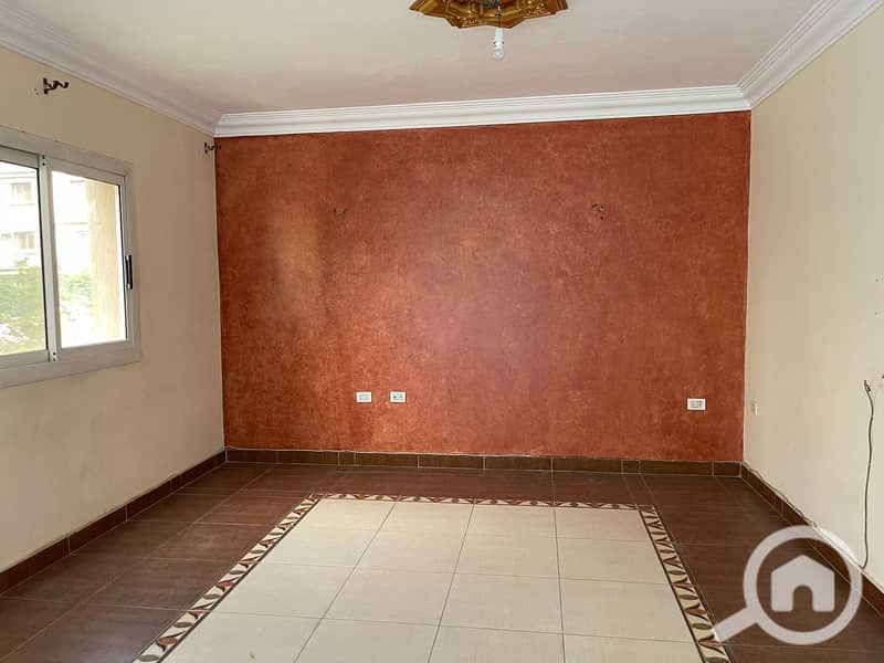 6 b69225d8-b605-4ca4-a62e-3e67b3bd94a8. jpeg