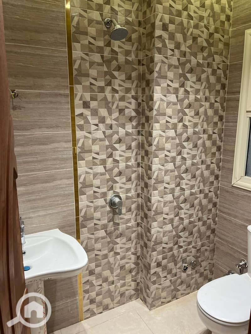 11 WhatsApp Image 2025-12-01 at 5.47. 10 PM (5). jpeg