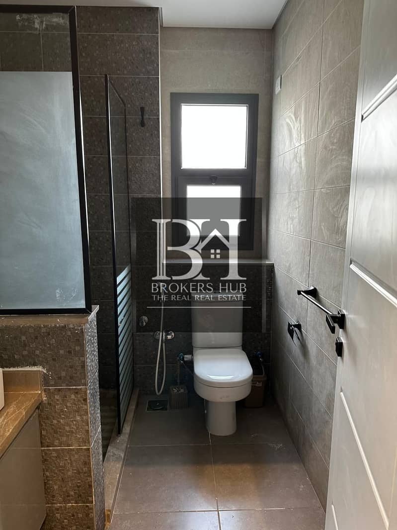 14 89c4e475-de2a-4bd3-87f3-756dc55cdcbe. jpeg