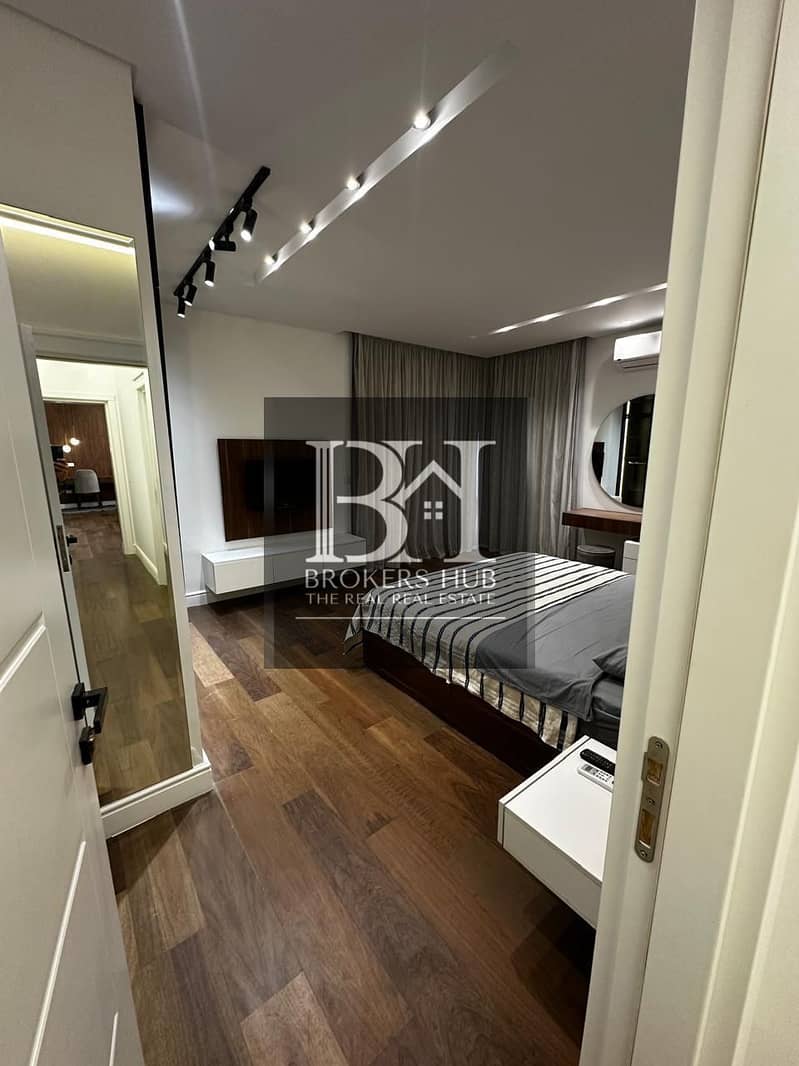 15 96b9fe4c-adbc-48a4-b916-5f55beda13e6. jpeg