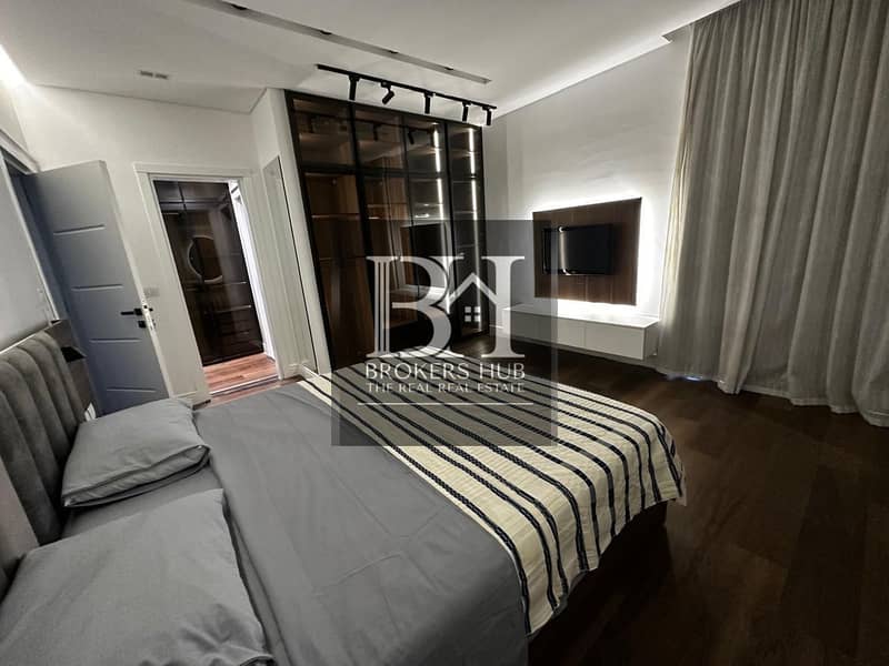 22 b498c329-3e40-4281-81ab-953b1dccd24d. jpeg