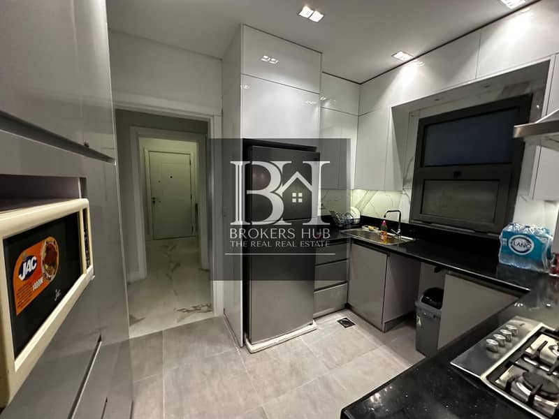 29 e0764934-c5c7-4ea4-bd18-f5ebe908942f. jpeg