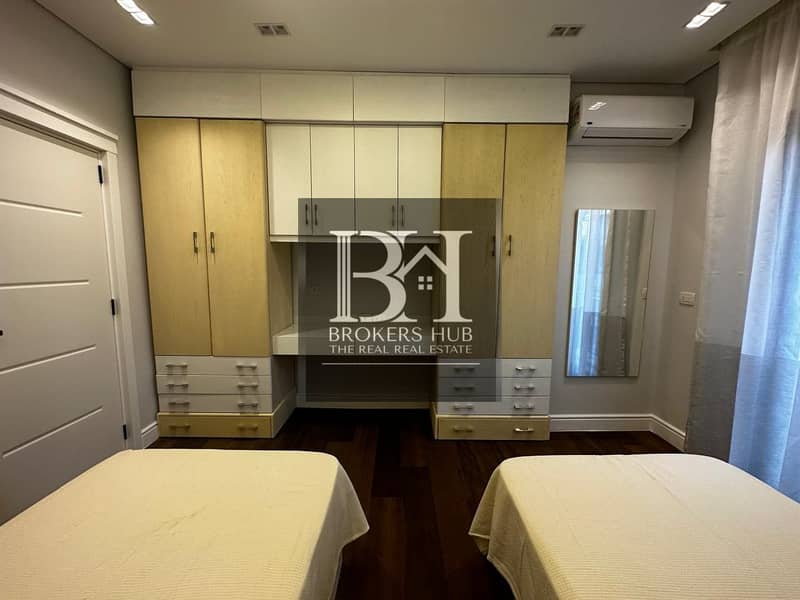 30 eca6eb14-0cce-4f2f-85b7-e5c622bdf312. jpeg