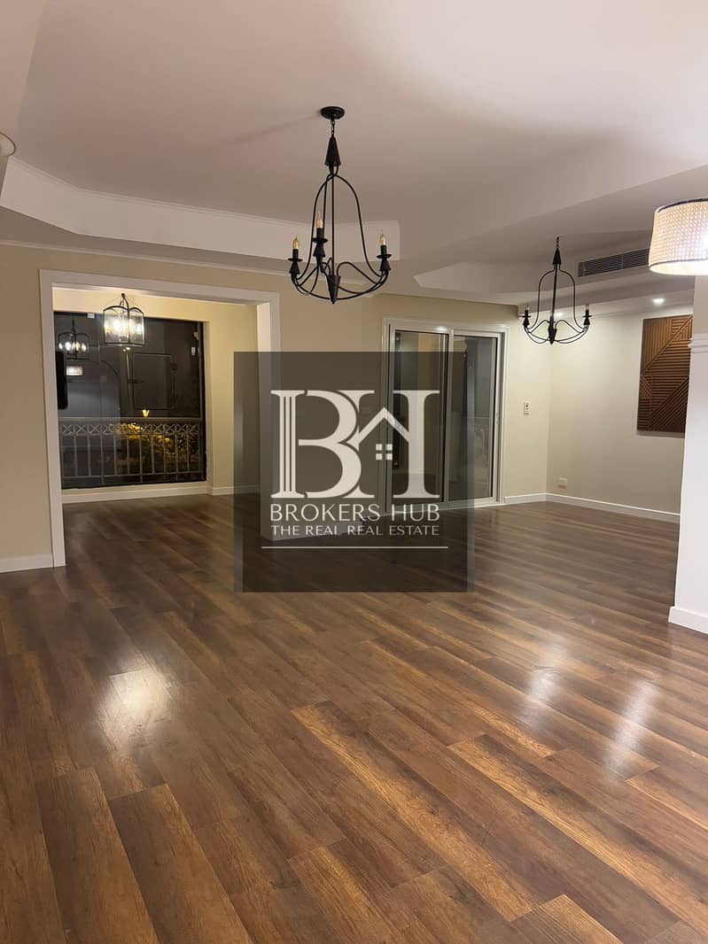 2 2e584e4e-2adb-4939-b385-40315b44f80e. jpeg