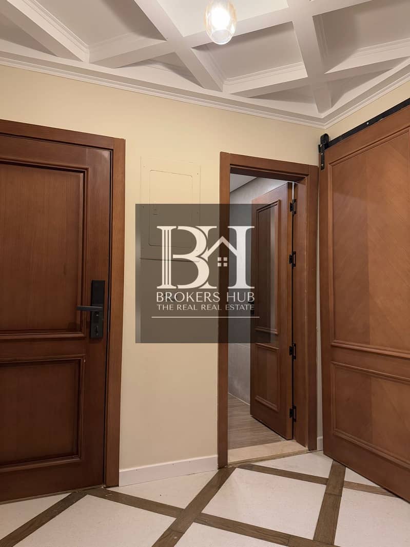 3 4bb261de-fab6-48b0-afca-9b6b4aeeab43. jpeg