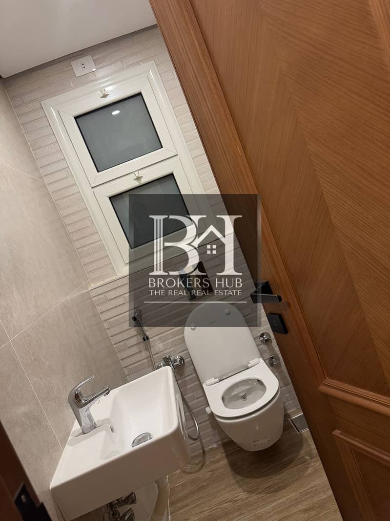 10 91bd2d22-7308-40f9-9419-97158d915a0c. jpeg