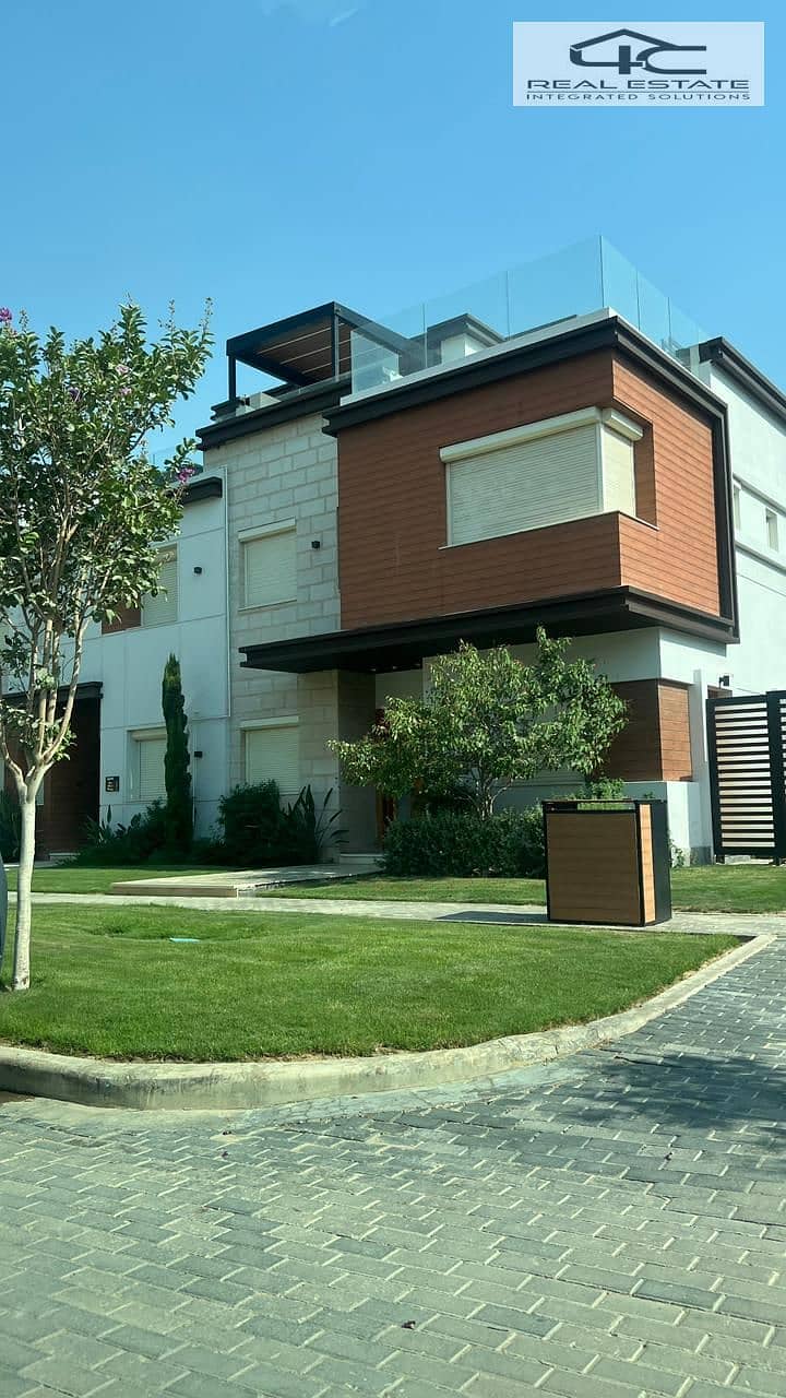 8 WhatsApp Image 2025-11-14 at 4.17. 06 PM. jpeg