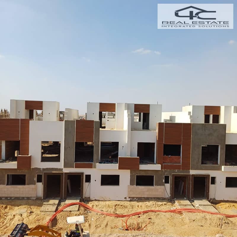 3 WhatsApp Image 2025-12-01 at 17.31. 34 (2). jpeg