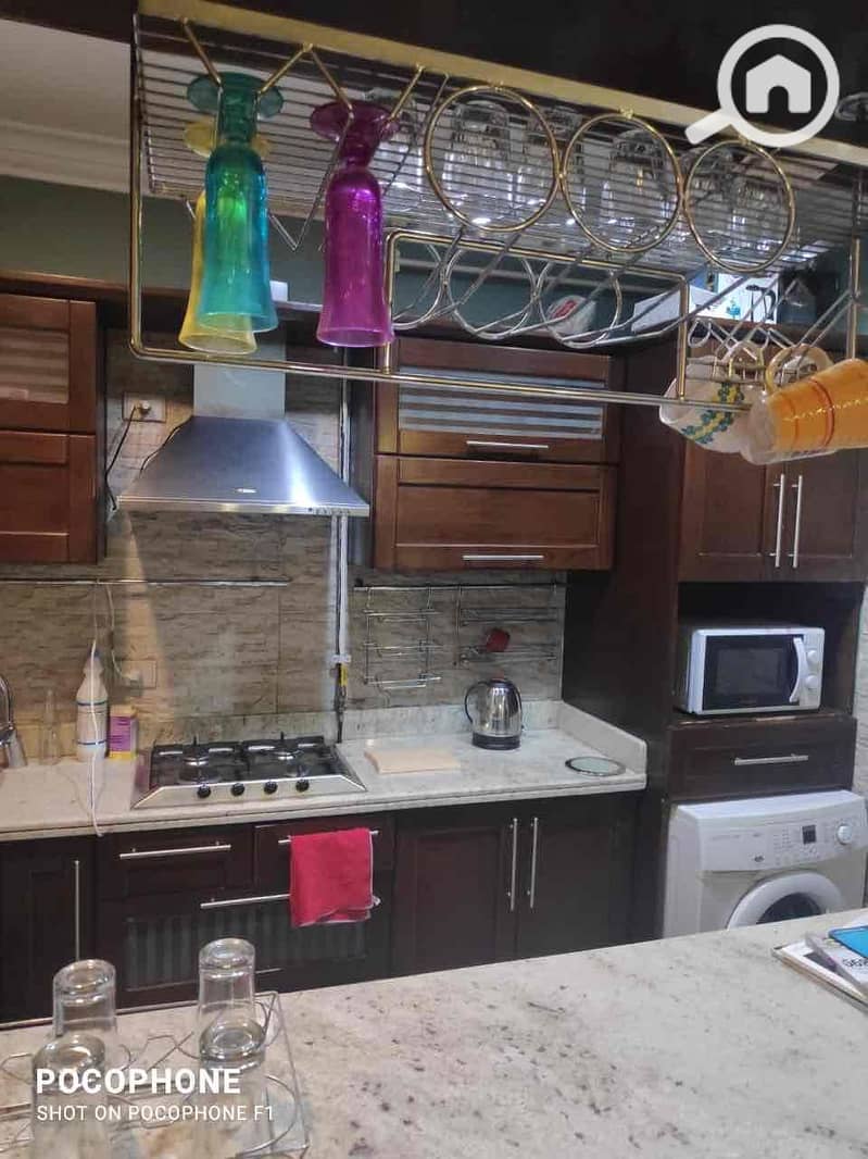 11 b7f307f6-776c-4476-bf8a-8a416b0bf171. jpg