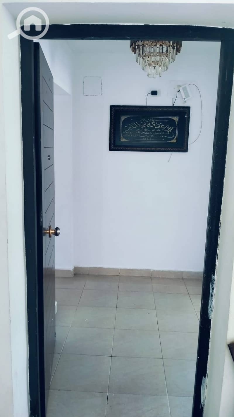 6 WhatsApp Image 2025-12-01 at 17.38. 11_788c570a. jpg