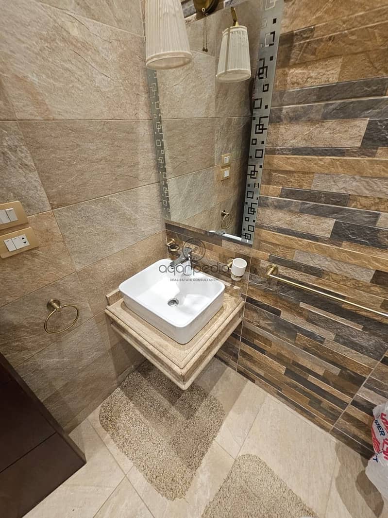 5 WhatsApp Image 2025-09-23 at 6.03. 18 PM (1). jpeg