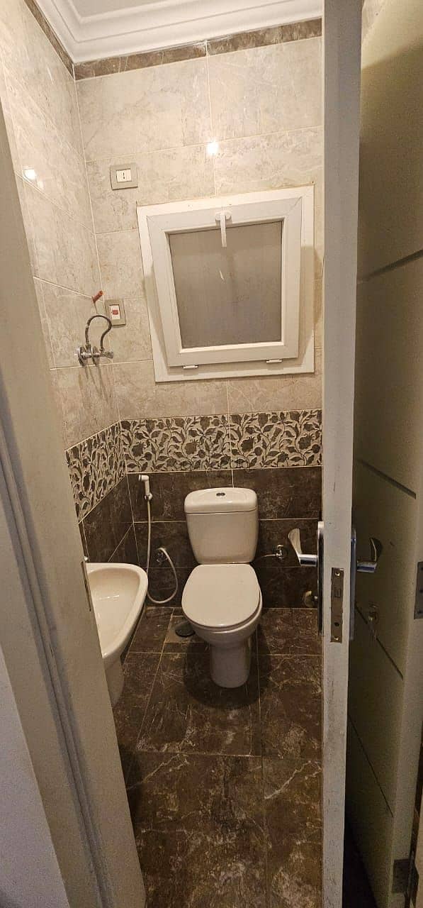 4 WhatsApp Image 2025-09-23 at 6.09. 12 PM. jpeg