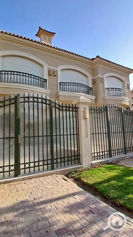 4 571231615_2240676433010174_128937035755999496_n. jpg