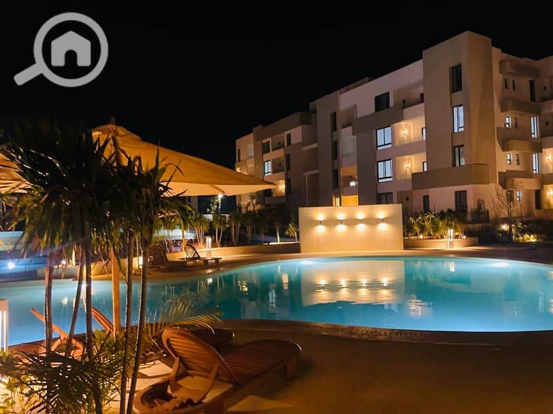 8 zahra                                      . jpg