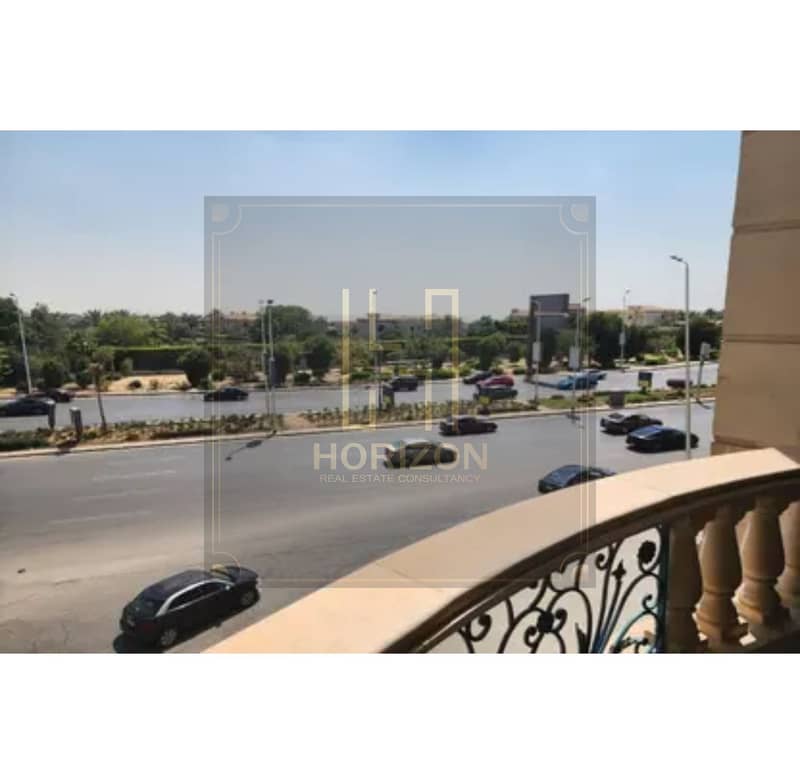 8 8332426-171afo. jpg