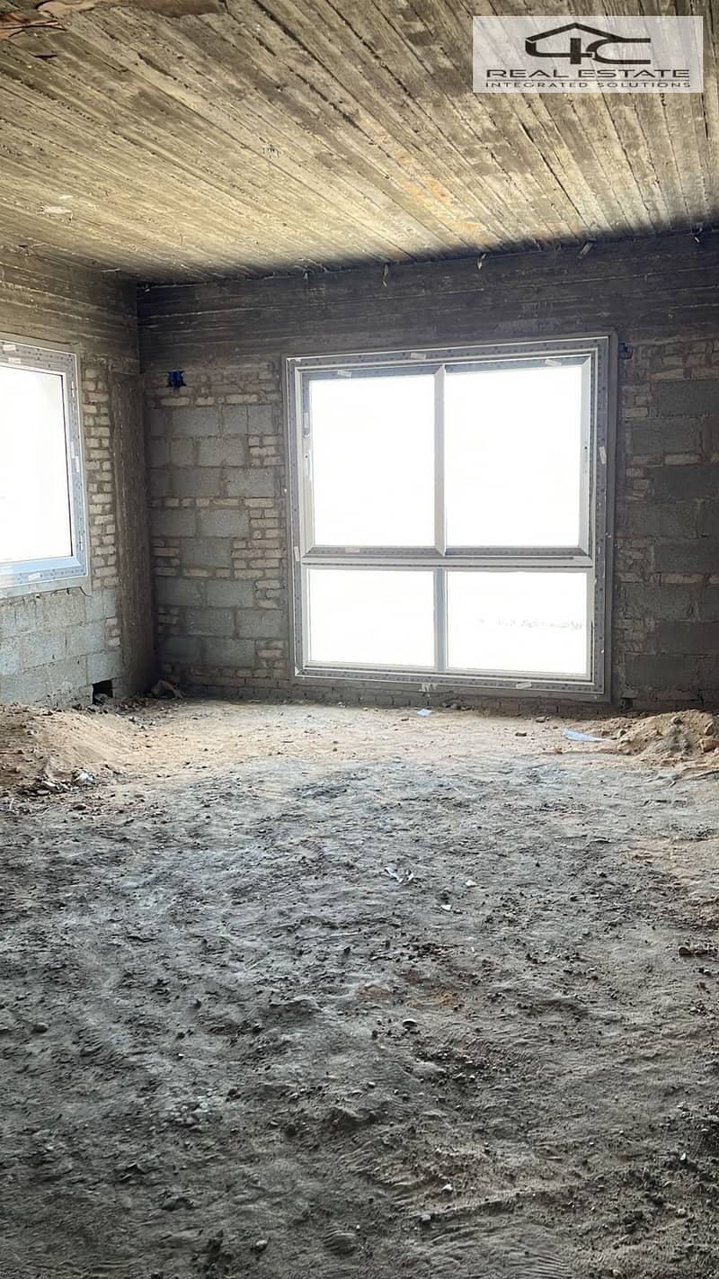 5 WhatsApp Image 2024-12-18 at 5.05. 57 PM. jpeg