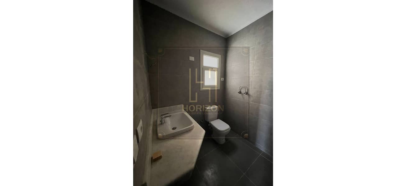 3 WhatsApp Image 2025-12-01 at 5.52. 27 PM (1). jpg