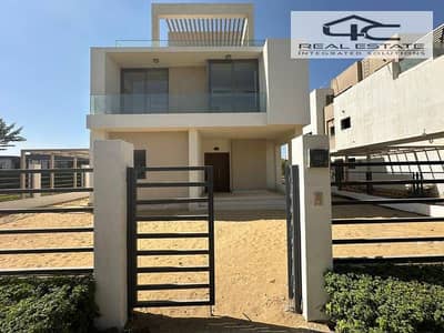 تاون هاوس 3 غرف نوم للبيع في القاهرة الجديدة، القاهرة - WhatsApp Image 2025-11-30 at 11.36. 15 PM. jpeg