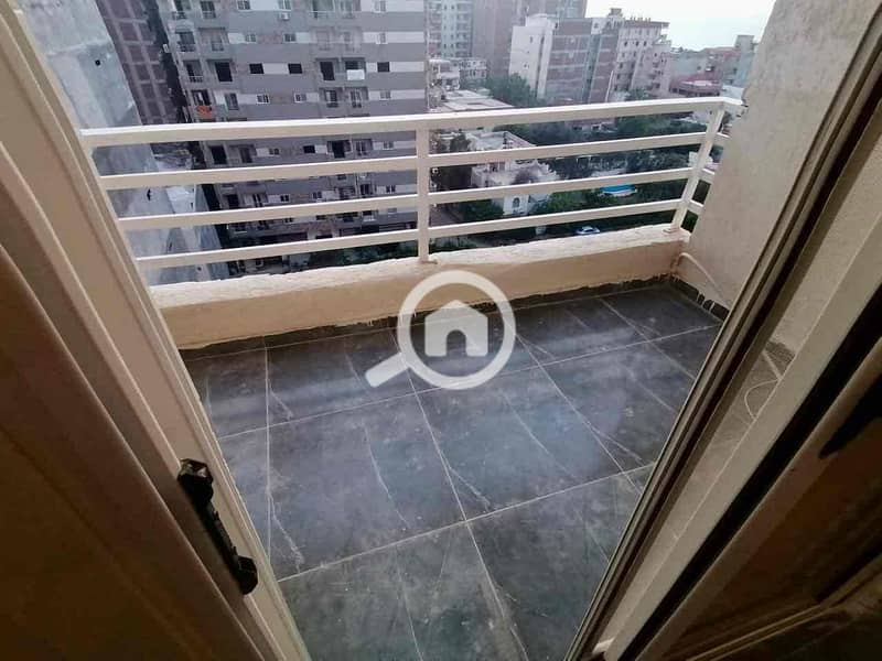 3 b24aa1d9-7264-4c45-b12e-aea5dcdf865e. jpg