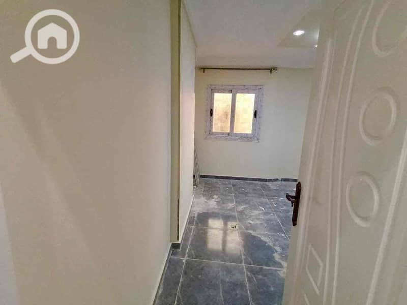 10 8a8058eb-4267-48df-b3b8-3bb3aeb5aae0. jpg