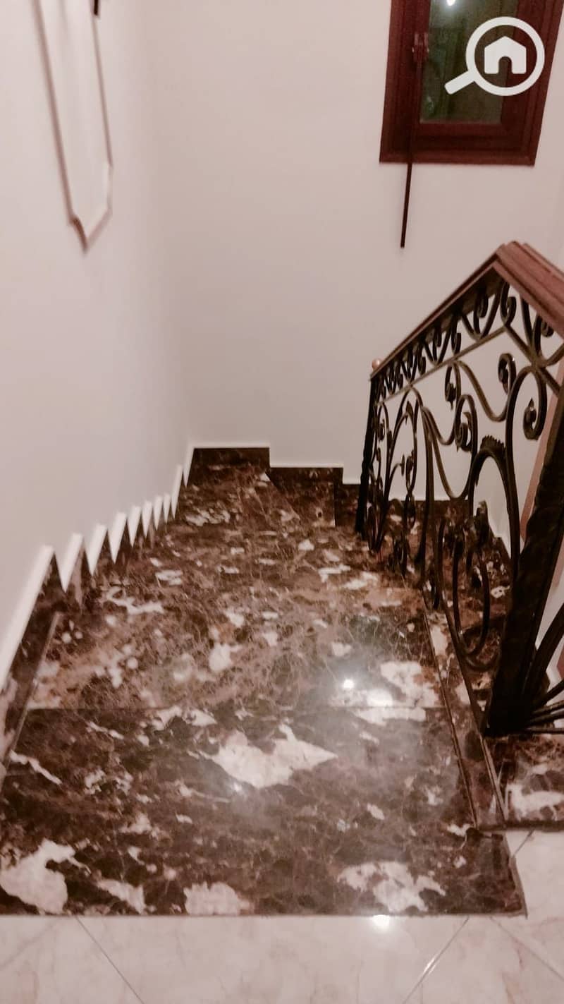 4 1f1736ec-476a-4d4f-a810-1f80b04b17f8. jpeg