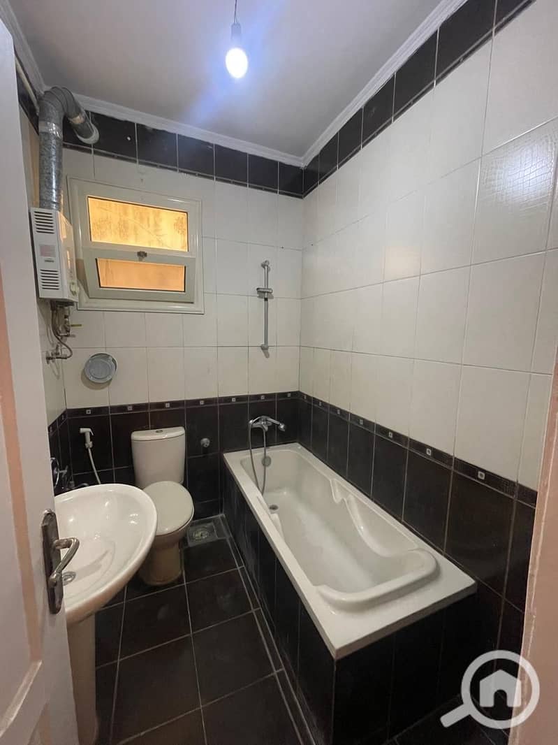 4 1a70af35-d386-43ec-ba64-17876cc0ae18. jpeg