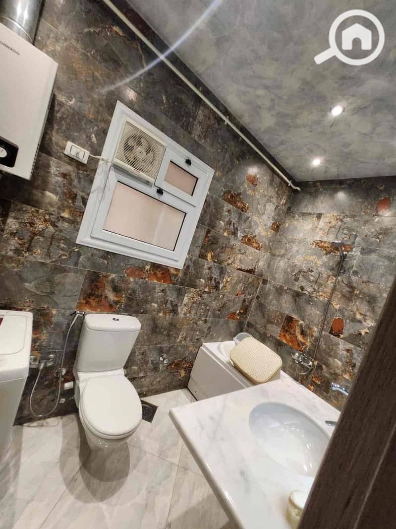 2 b17cda4a-d6dc-428b-b300-5fb5cf526ca6. jpg