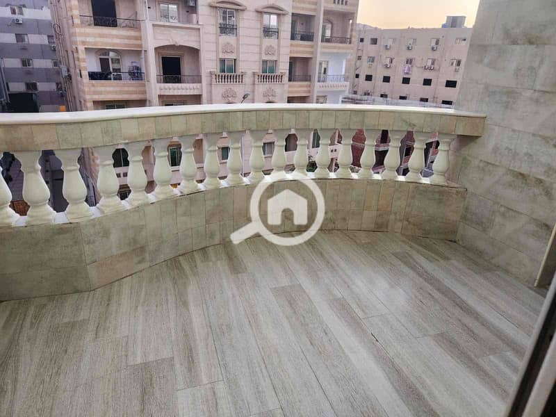 6 14803079-e1b2-4116-bab2-b9d760cae897. jpg