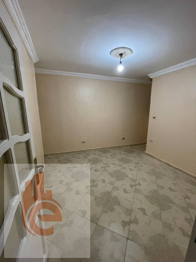 5 44a1af9d-6796-4c4c-b07e-e93b7925dd8c. jpg