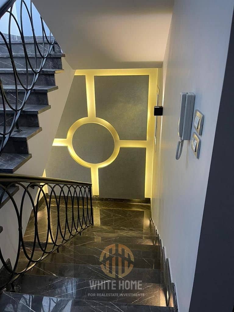 12 149c8b57-0496-46fe-abcd-dbb0b9fdbd1e. jpeg