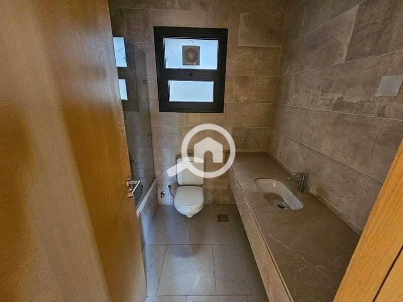 5 482325317_122145728234565108_5274152362284281331_n. jpg