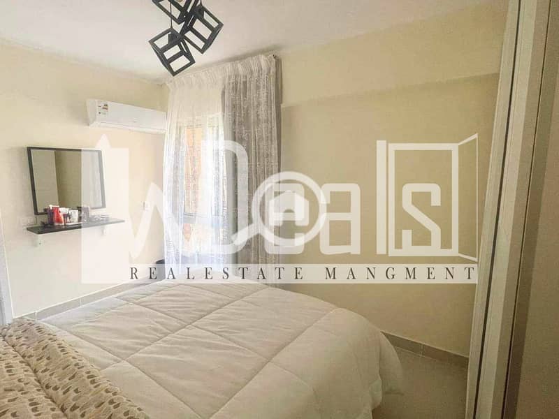 7 5702a0a6-ec00-4715-836b-042108c7b0ea. jpg