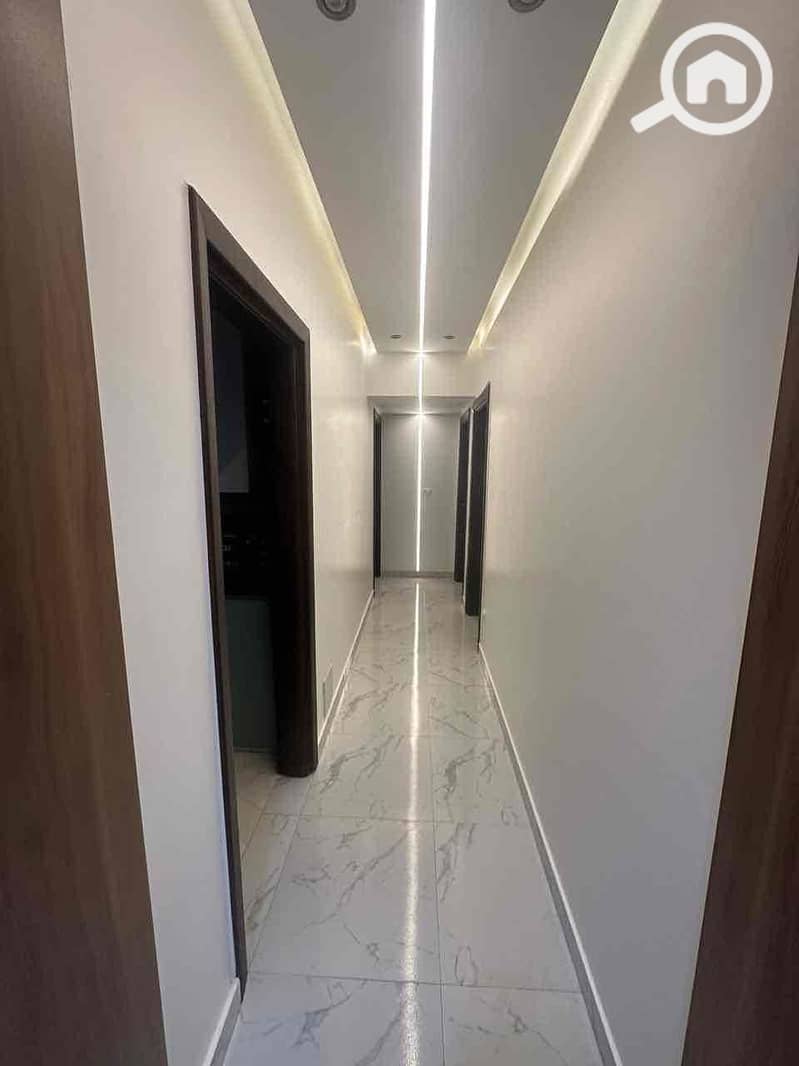 8 78ce94cc-2994-4c23-a427-4beb997eb839. jpg