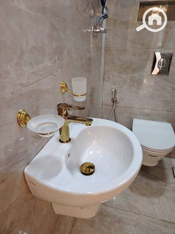 5 WhatsApp Image 2025-12-01 at 4.02. 07 PM (2). jpeg