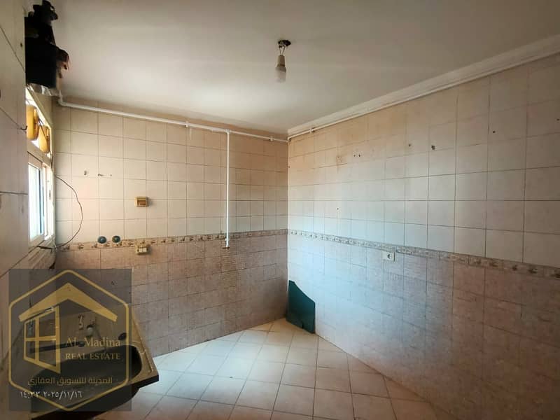 5 WhatsApp Image 2025-12-01 at 15.36. 20_f8817040. jpg