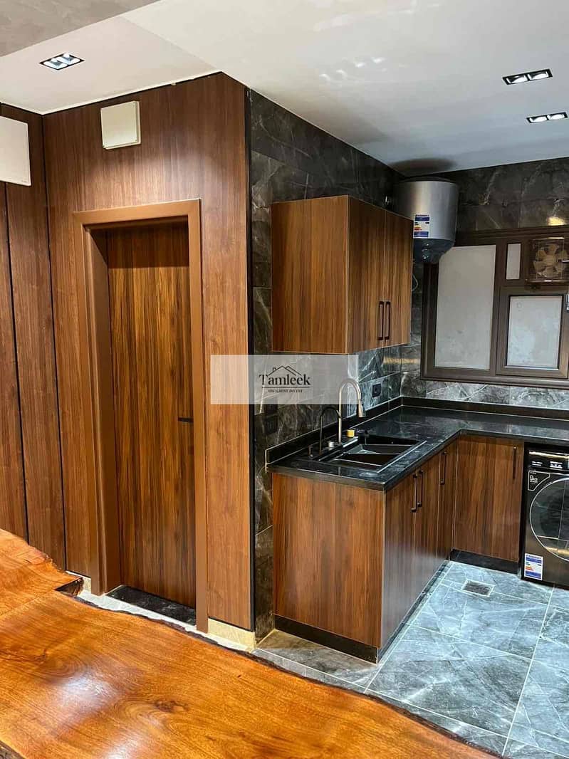 8 7cdf4c63-9553-4813-92eb-eefd1e2b515a. jpg