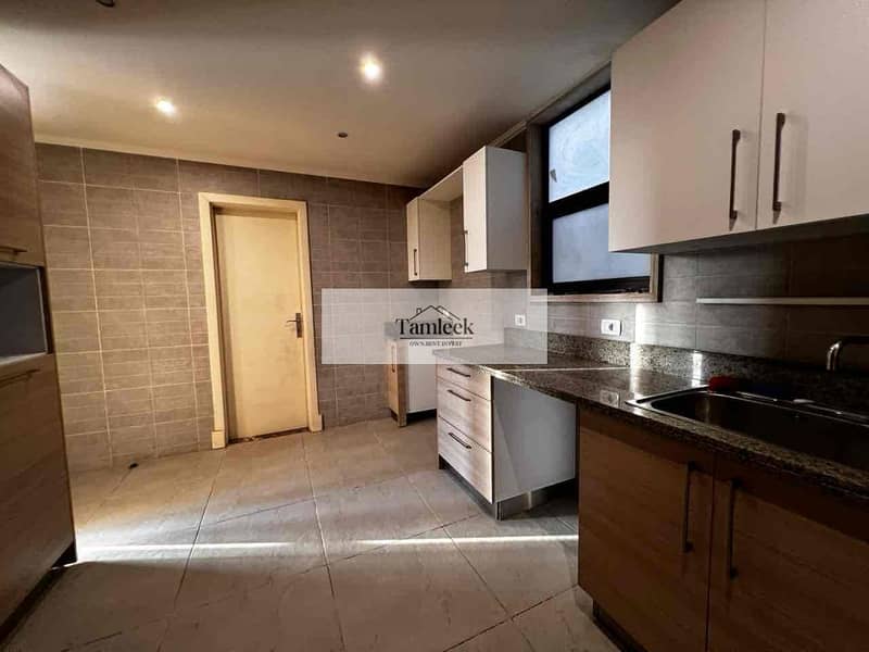 2 2a76c76a-8b9a-4120-868b-7d7b8ca5c36e. jpg